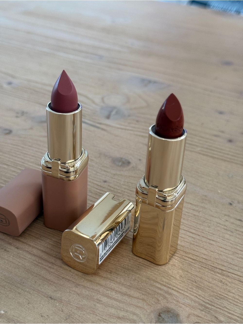L'Oreal Satin Nude Pink and Deep Berry Lipstick Duo
